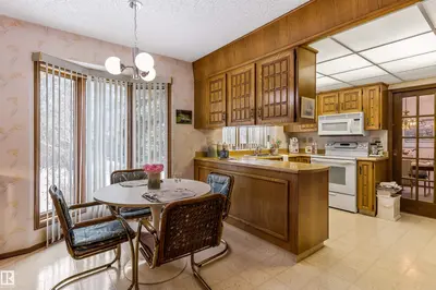 Interior photo 4 of 66 PINERIDGE CR