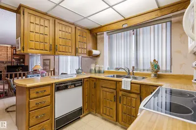 Interior photo 3 of 66 PINERIDGE CR