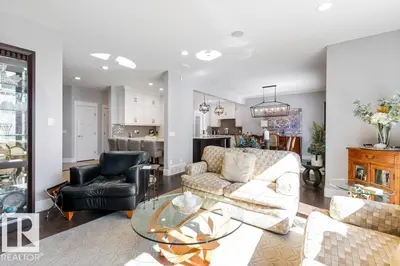 Interior photo 4 of 72 ENCHANTED WAY N
