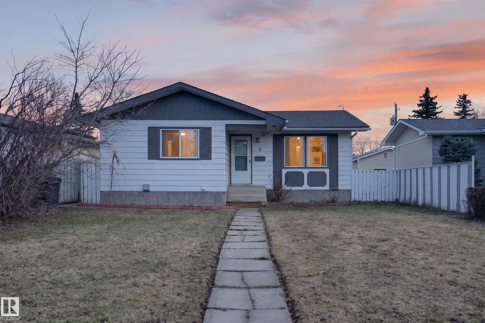 5 LINDEN ST, Spruce Grove - 3 bedroom Detached Single Family for sale