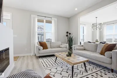 Interior photo 2 of 1424 202 ST NW NW