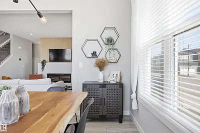 Interior photo 4 of 1424 202 ST NW NW