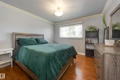 Interior photo 3 of 15972 110B AV NW