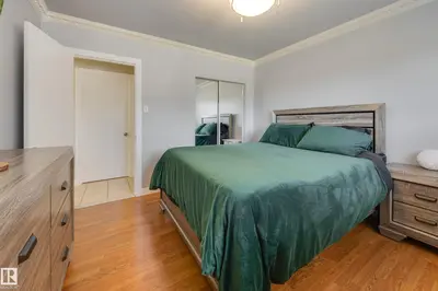 Interior photo 4 of 15972 110B AV NW