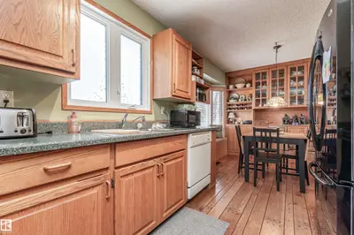 Interior photo 3 of 108 MARION PL