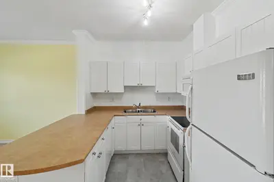 Interior photo 4 of #228 8528 82 AV NW