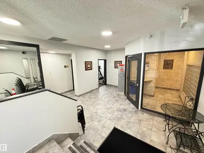 Interior photo 2 of #505 10150 117 ST NW