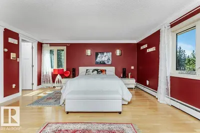 Interior photo 3 of 53310 RGE ROAD 221