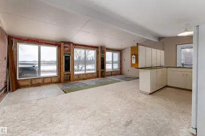 Interior photo 3 of #209 51268 RGE ROAD 204