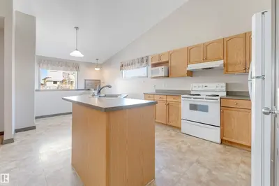 Interior photo 4 of 4812 148 AV NW