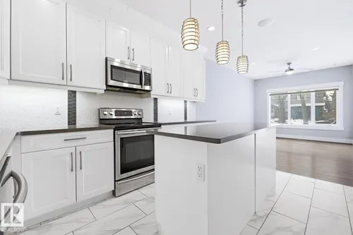 8144 78 AV NW, Edmonton - $537,000