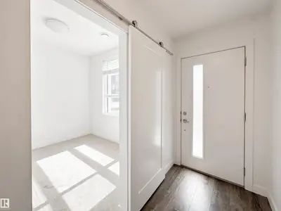 Interior photo 1 of #21 100 JENSEN LAKES BV