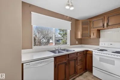 Interior photo 3 of 77 GARNET CR