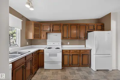 Interior photo 4 of 77 GARNET CR