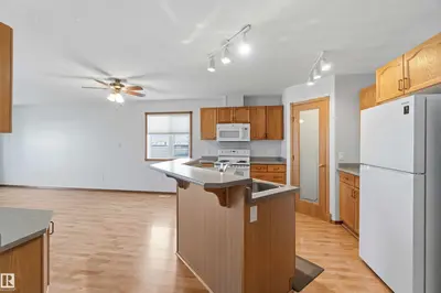 Interior photo 4 of 4930 50 ST