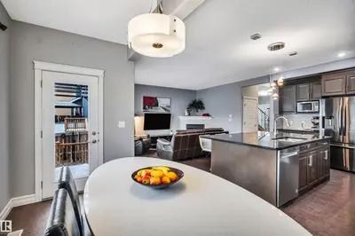 Interior photo 4 of 7728 18 AV SW