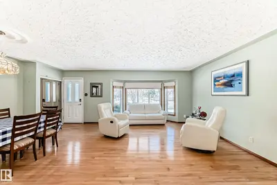 Interior photo 3 of 10927 146 ST NW