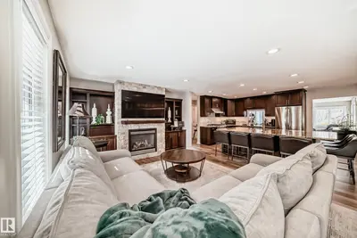 Interior photo 2 of 5 52467 RGE ROAD 214