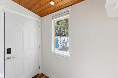 Interior photo 3 of 10331 151 ST NW