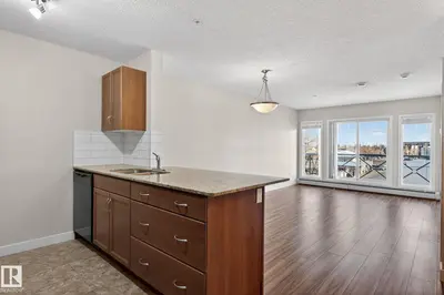 Interior photo 4 of #309 12660 142 AV NW