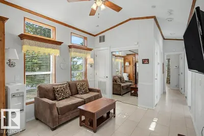 Interior photo 2 of #143 53126 RGE ROAD 70