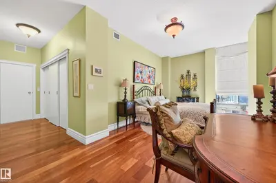 Interior photo 2 of #1002 11933 JASPER AV NW