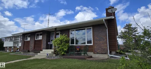 4410 56a AV, Vegreville - $399,000
