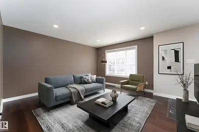 Interior photo 1 of #17 5260 TERWILLEGAR BV NW
