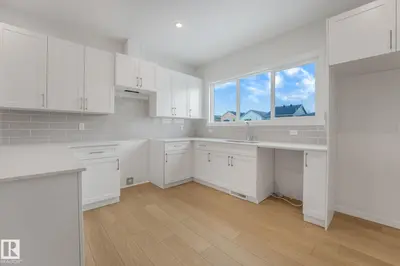 Interior photo 2 of 17319 6 ST NE