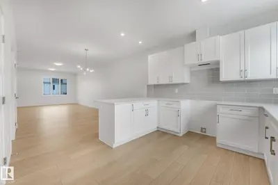Interior photo 3 of 17319 6 ST NE