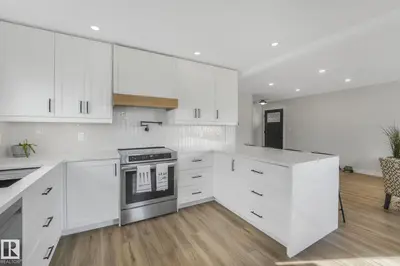 Interior photo 3 of 7404 82 ST NW