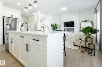 Interior photo 4 of 5029 Cawsey LI SW