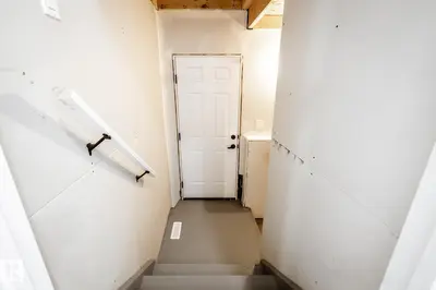 Interior photo 1 of 5029 Cawsey LI SW