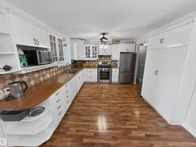Interior photo 3 of #14 53227 RGE ROAD 14