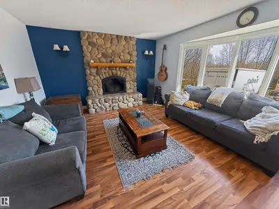 Interior photo 1 of #14 53227 RGE ROAD 14