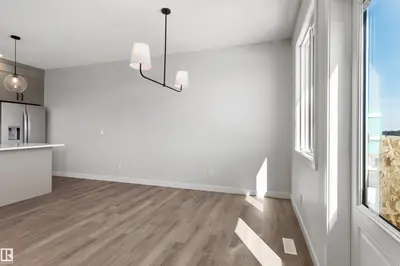 Interior photo 3 of 287 PATERSON LINK LI SW