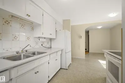 Interior photo 4 of 10504 45 ST NW