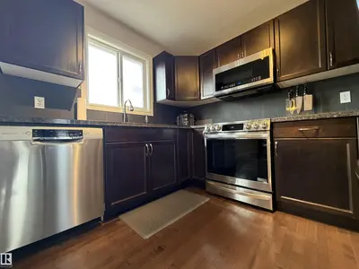 Interior photo 2 of 5204 4 AV SW