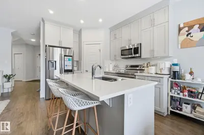 Interior photo 3 of 9942 222A ST NW