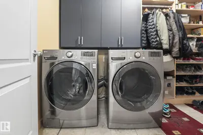 Interior photo 4 of 8311 11 AV SW
