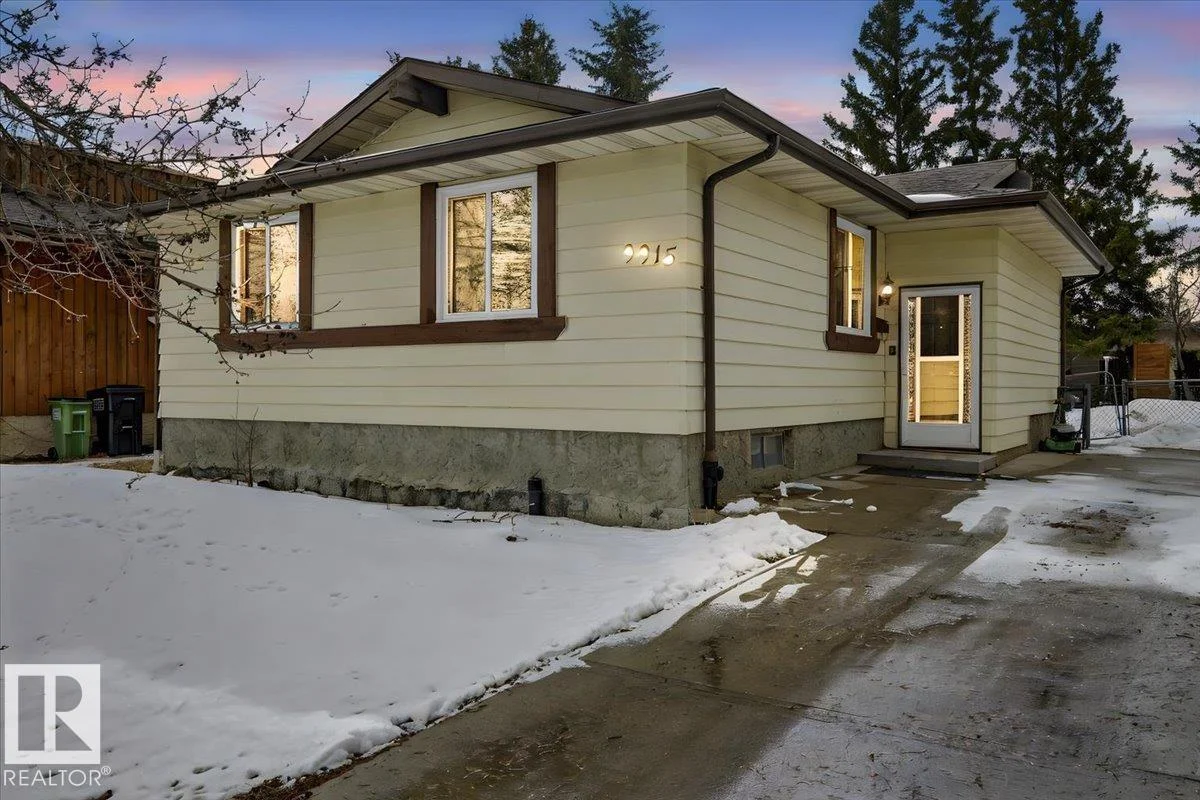 9915 173 AV NW, Edmonton - 5 bedroom Detached Single Family for sale