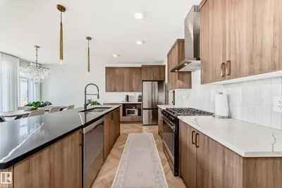 Interior photo 4 of 4231 206 ST NW