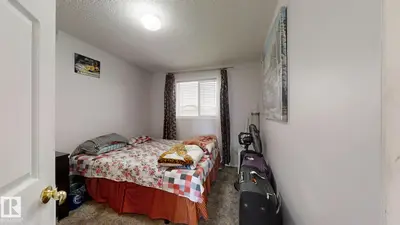 Interior photo 3 of 3023 31 AV NW