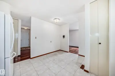Interior photo 4 of 11739 152A AV NW