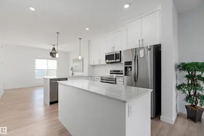 Interior photo 3 of 2644 192 ST NW