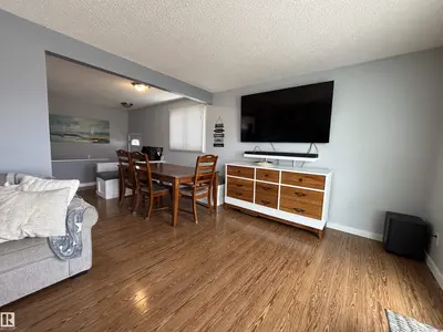 Interior photo 4 of 9602 81 ST