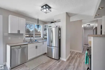 Interior photo 4 of 40 WREN CR