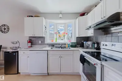 Interior photo 4 of 10519 36A AV NW