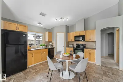 Interior photo 1 of #86 604 62 ST SW