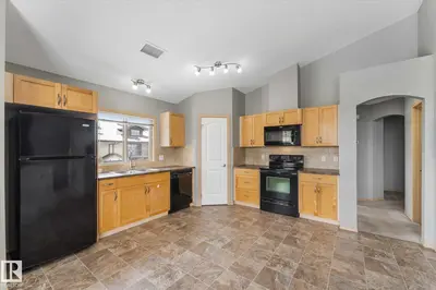 Interior photo 2 of #86 604 62 ST SW